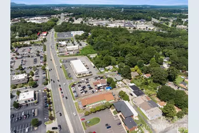 2150 E Franklin Boulevard, Gastonia, NC 28054 - Photo 29