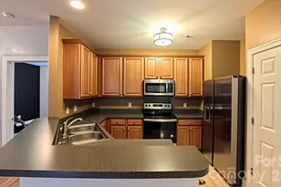 6419 Park Pond Dr, Charlotte, NC 28262 - Photo 5