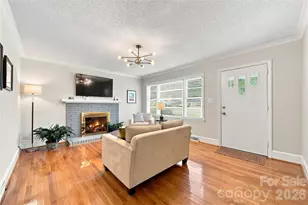 6142 King George Dr, Charlotte, NC 28213 - Photo 7