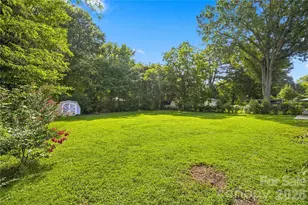 6142 King George Dr, Charlotte, NC 28213 - Photo 33