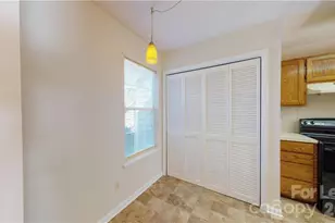 5622 Amity Springs Dr, Charlotte, NC 28212 - Photo 5