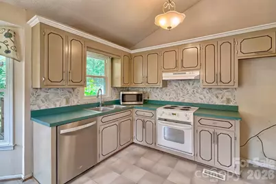 131 Santa Barbara Court, West Columbia, SC 29170 - Photo 5
