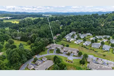 5303 Wood Duck Way, Hendersonville, NC 28792 - Photo 5