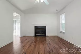 9902 Mattie Ct, Charlotte, NC 28213 - Photo 5