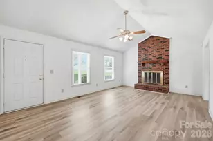 2050 Brownstone Ct, Gastonia, NC 28054 - Photo 5