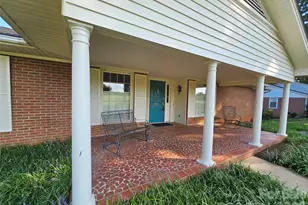 524 Country Club Cir, Shelby, NC 28150 - Photo 3