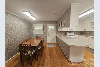 524 Country Club Circle, Shelby, NC 28150 - Photo 9