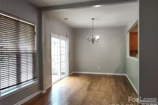 8952 Kirkley View Ct, Charlotte, NC 28277 - Photo 5