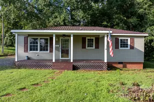 708 E Klutz St, Maiden, NC 28650 - Photo 1