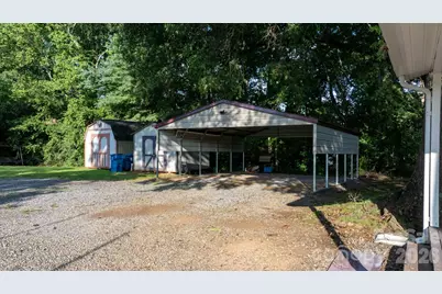 708 E Klutz Street, Maiden, NC 28650 - Photo 9
