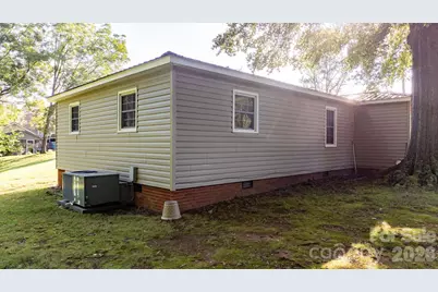 708 E Klutz Street, Maiden, NC 28650 - Photo 3