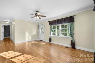 708 E Klutz Street, Maiden, NC 28650 - Photo 11