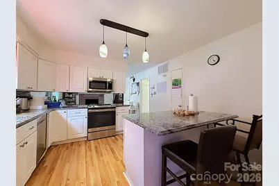 6824 Marlbrook Drive, Charlotte, NC 28212 - Photo 7