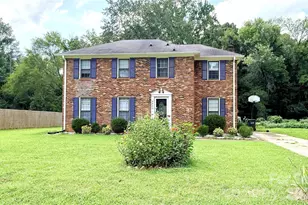 6824 Marlbrook Dr, Charlotte, NC 28212 - Photo 1