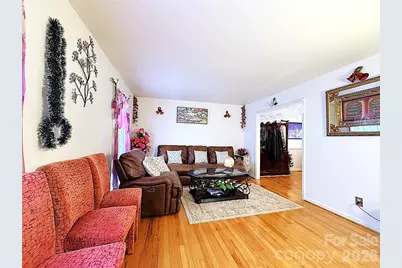 6824 Marlbrook Drive, Charlotte, NC 28212 - Photo 3