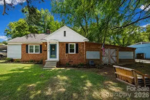 313 Jackson St, Fort Mill, SC 29715 - Photo 1