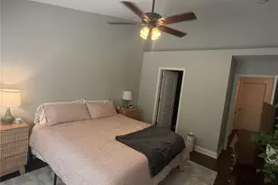 301 Hurston Circle, Charlotte, NC 28208 - Photo 11
