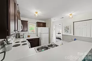 1654 Eagles Pl, Rock Hill, SC 29732 - Photo 5