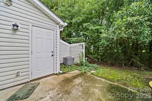 1338 Anthem Ct, Charlotte, NC 28205 - Photo 23