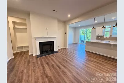 9233 Northfield Crossing Drive, Charlotte, NC 28269 - Photo 5