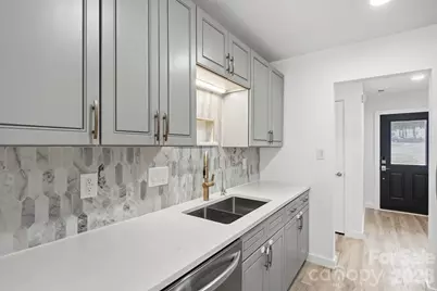 8122 Sherington Way, Charlotte, NC 28227 - Photo 15