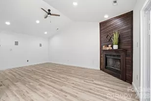 8122 Sherington Way, Charlotte, NC 28227 - Photo 7