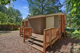 1805 Purser Dr, Charlotte, NC 28215 - Photo 19