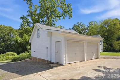 10814 Moores Chapel Road, Charlotte, NC 28214 - Photo 29