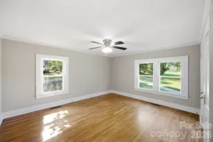 10814 Moores Chapel Rd, Charlotte, NC 28214 - Photo 13