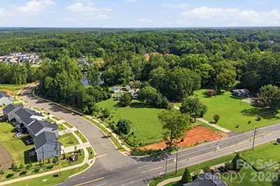 10814 Moores Chapel Road, Charlotte, NC 28214 - Photo 47