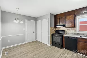 1501 Whisnant St, Charlotte, NC 28206 - Photo 5
