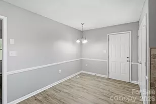1501 Whisnant St, Charlotte, NC 28206 - Photo 9