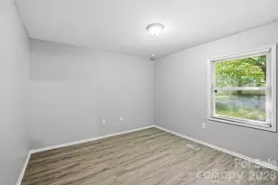 1501 Whisnant St, Charlotte, NC 28206 - Photo 13