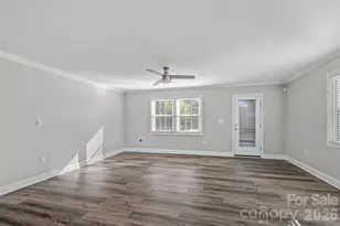 2561 Lumina Ave, Charlotte, NC 28208 - Photo 7