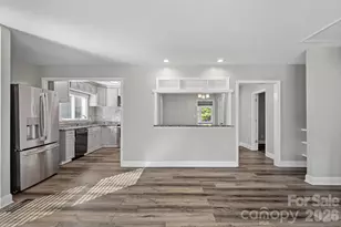 2561 Lumina Ave, Charlotte, NC 28208 - Photo 9