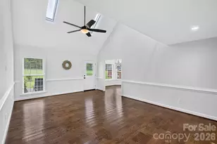 1510 S Green River Rd, Gaffney, SC 29341 - Photo 7
