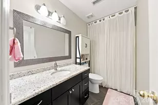 1007 21st Ave NE, Hickory, NC 28601 - Photo 21