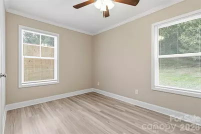 412 E McLelland Avenue, Mooresville, NC 28115 - Photo 15