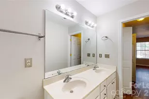 10131 Ballyclare Ct, Charlotte, NC 28213 - Photo 15