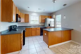10131 Ballyclare Ct, Charlotte, NC 28213 - Photo 9