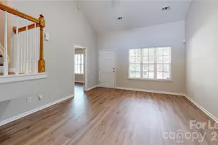 10131 Ballyclare Ct, Charlotte, NC 28213 - Photo 5