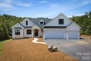 2124 Starlight Ln, Morganton, NC 28655 - Photo 1