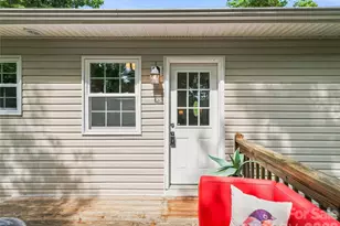 1019 Mountain Dr, Candler, NC 28715 - Photo 27