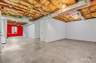 1019 Mountain Dr, Candler, NC 28715 - Photo 25