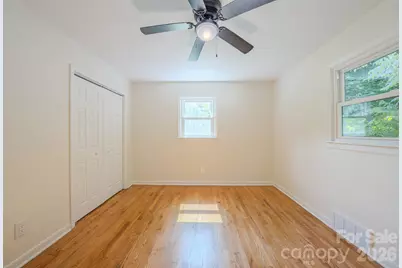 8525 US 25/70 Highway, Marshall, NC 28753 - Photo 17