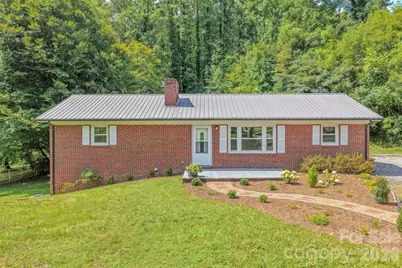 8525 US 25/70 Highway, Marshall, NC 28753 - Photo 3