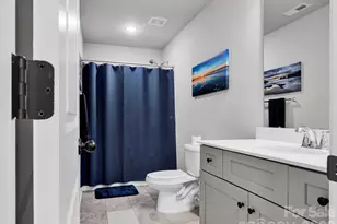 7203 Stoney Wood Ln, Charlotte, NC 28215 - Photo 21
