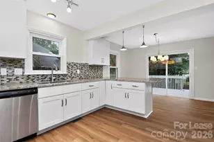 11122 5 Cedars Rd, Charlotte, NC 28226 - Photo 7