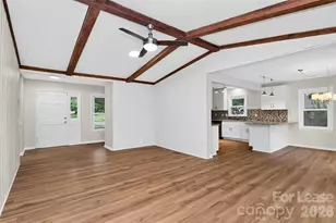 11122 5 Cedars Rd, Charlotte, NC 28226 - Photo 5
