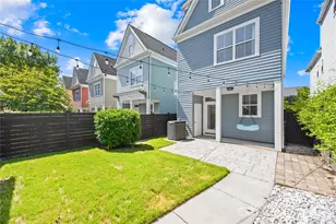 711 E 8th St, Charlotte, NC 28202 - Photo 43